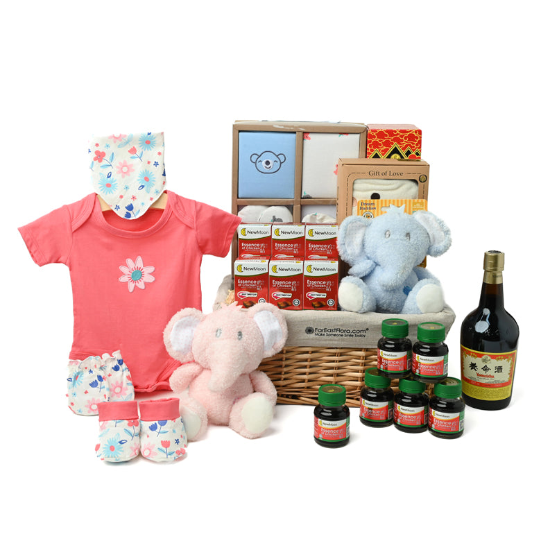 First Hugs – Baby Hamper