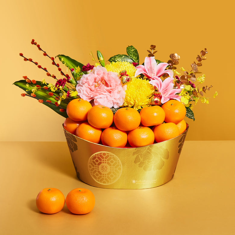 Petals of Prosperity – Oranges and Flowers Hamper