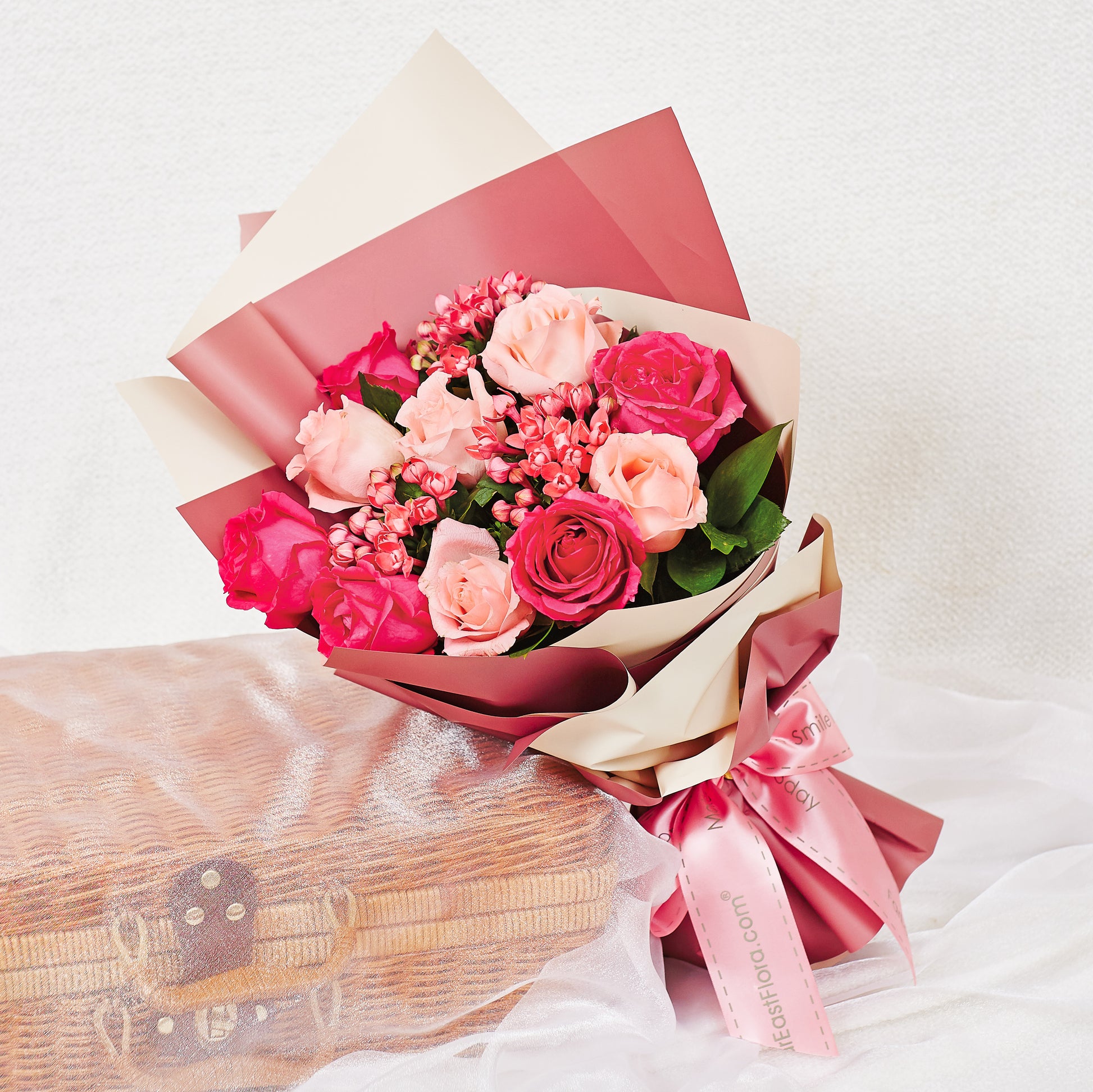 Blushing Roses - Flower Bouquet