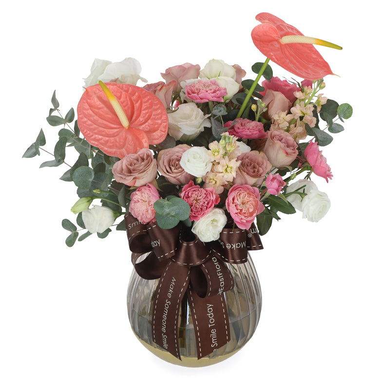 Coral Grace – Table Flowers