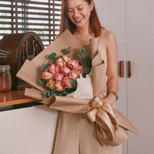 Rustic Elegance - Premium Roses Bouquet