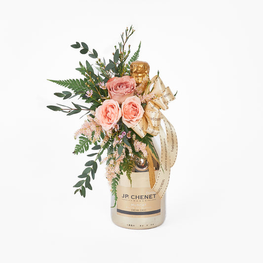 Divine Gold - JP. Chenet Muscat Chardonnay x Flowers Gift Set