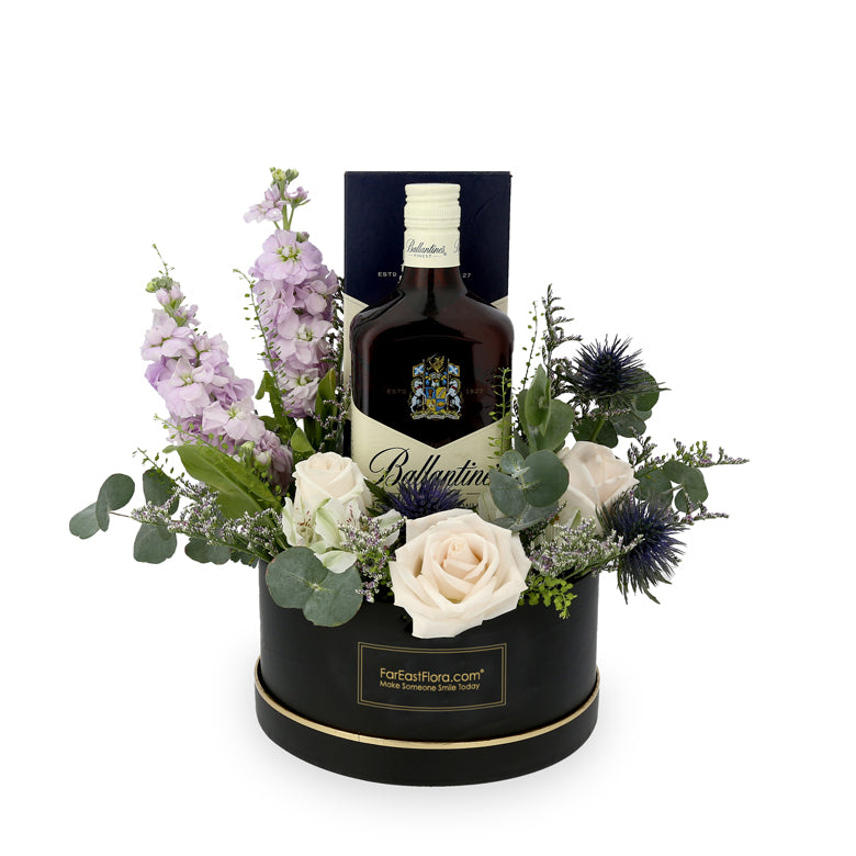 Ballantine’s Finest x Flowers Gift Set