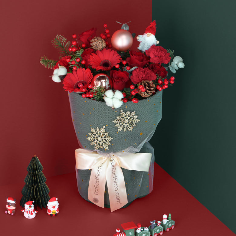 Santa’s Sleigh Blooms – Flower Bouquet