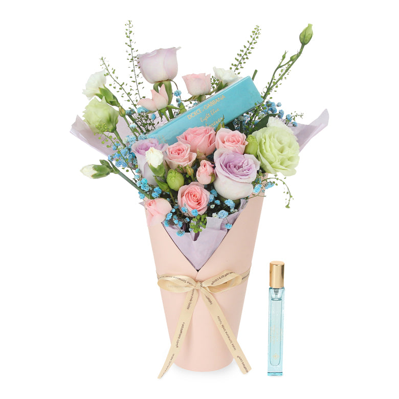 Dolce & Gabbana Light Blue Forever EDP x Flowers Gift Set